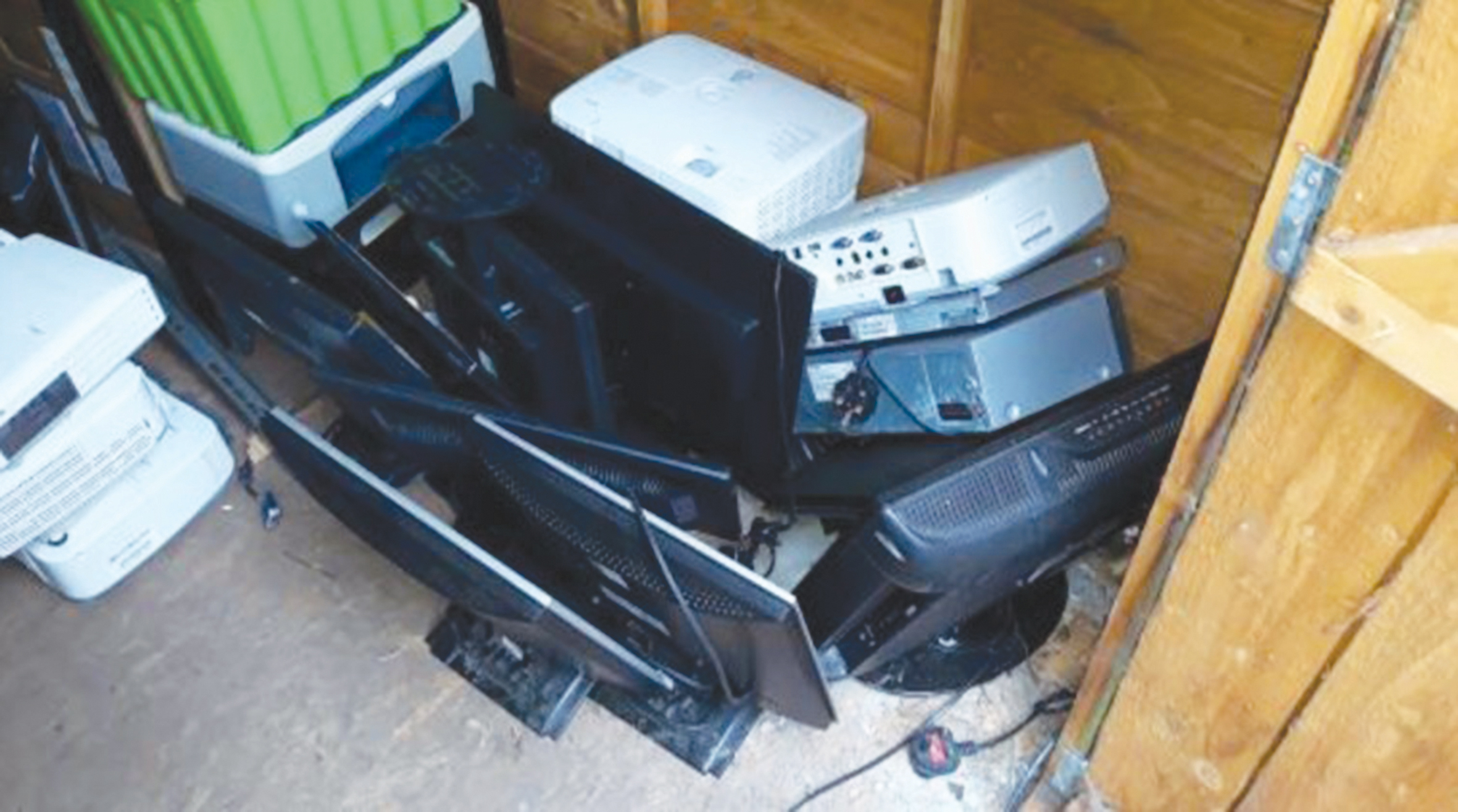 Image of extensive_damage.jpg