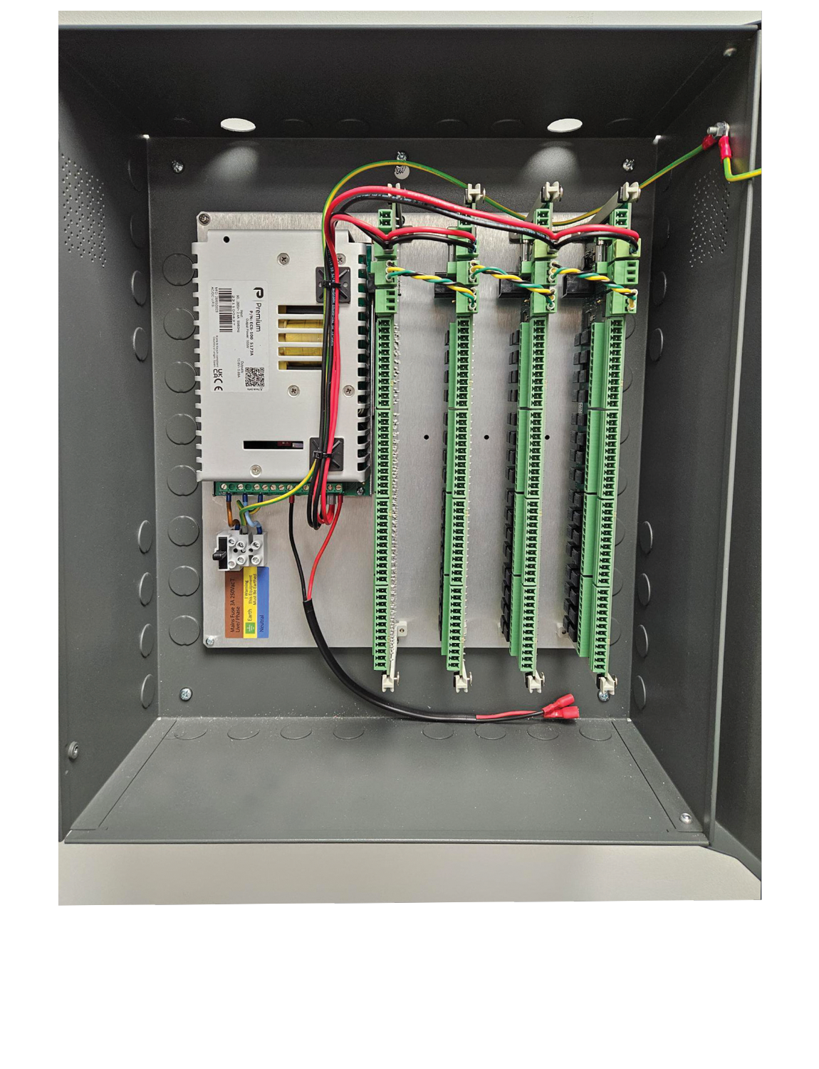 Image of inside_a_relay_panel_2-1.png